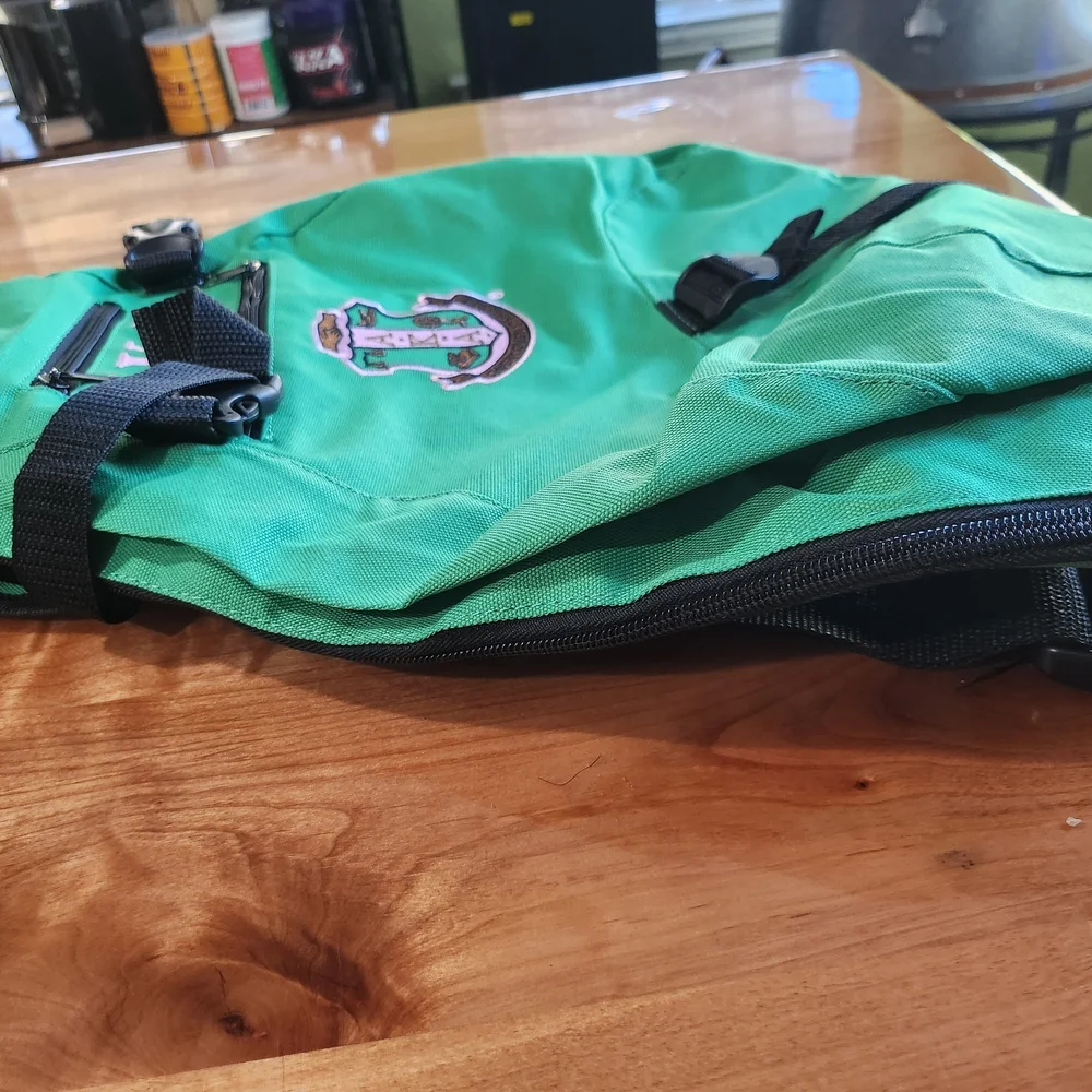 AKA Green Sling Bag - Picture 6 of 6